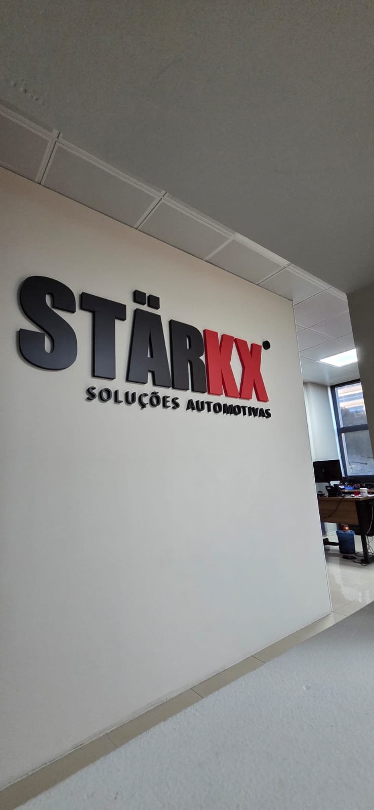 Ambiente corporativo da STÄRKX Soluções Automotivas